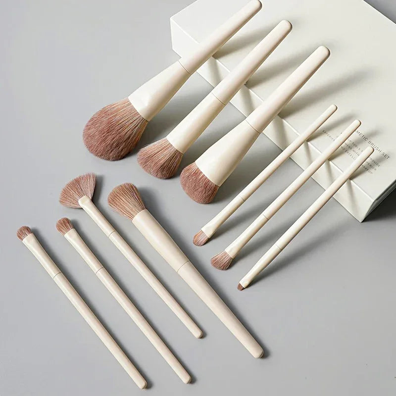 13-Piece Professional Makeup Brush Set - مجموعة فرش مكياج فاخرة من 𝓜𝓪�𝓵𝓪𝓴𝓪𝓽𝓲 & 𝓐𝓷𝓪 - 𝓜𝓪𝓶𝓵𝓪𝓴𝓪𝓽𝓲 & 𝓐𝓷𝓪